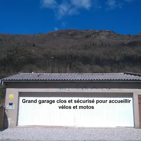 Chambres D'hotes La Pommeraie Bed & Breakfast Tarascon-sur-Ariege